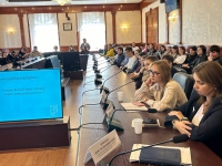 Неудобные вопросы о Церкви задали хабаровские студенты священнику