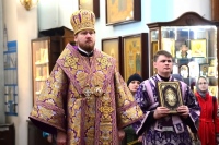 В праздник Албазинской иконы Божией Матери митрополит Владимир совершил Литургию Преждеосвященных Даров в Градо-Хабаровском соборе Успения Божией Матери